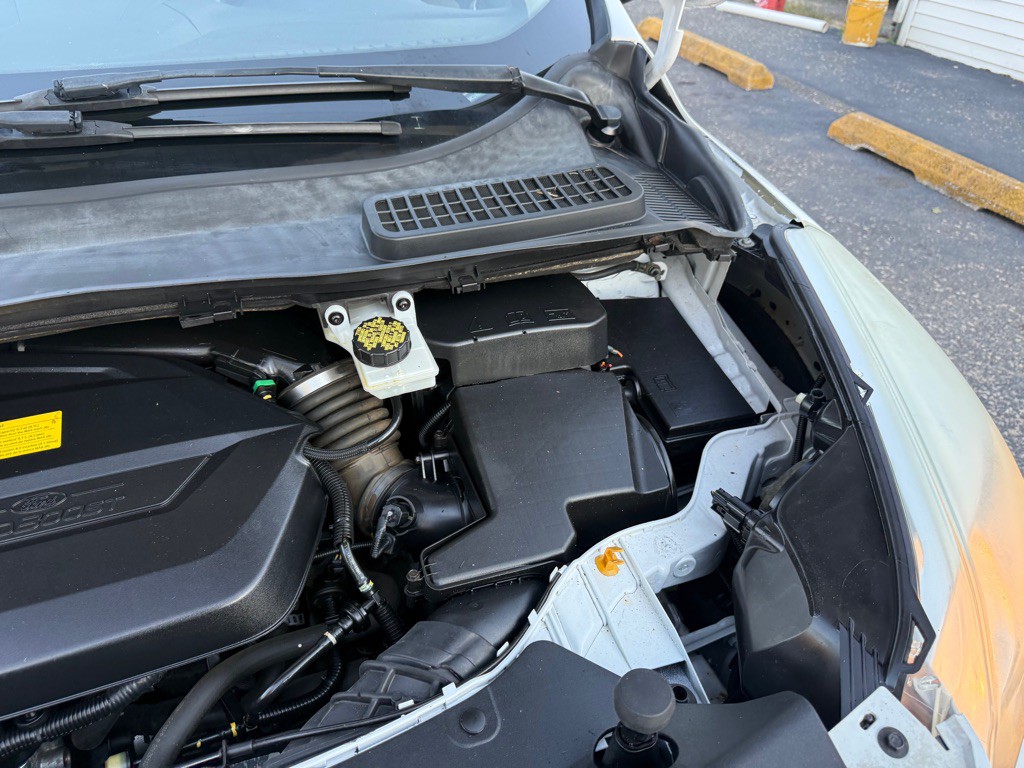 2016 Ford Escape Image 41