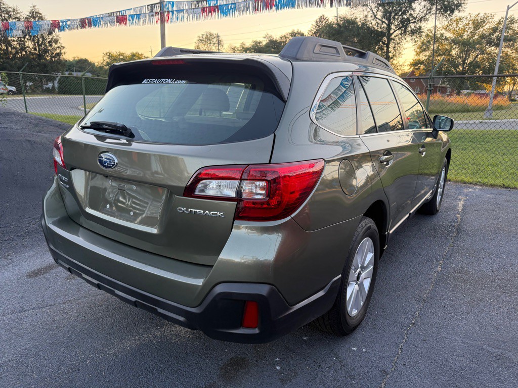 2018 Subaru Outback Image 3