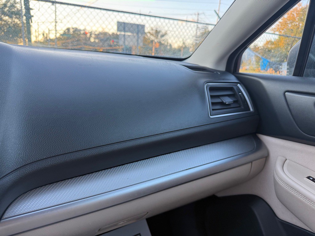 2018 Subaru Outback Image 21