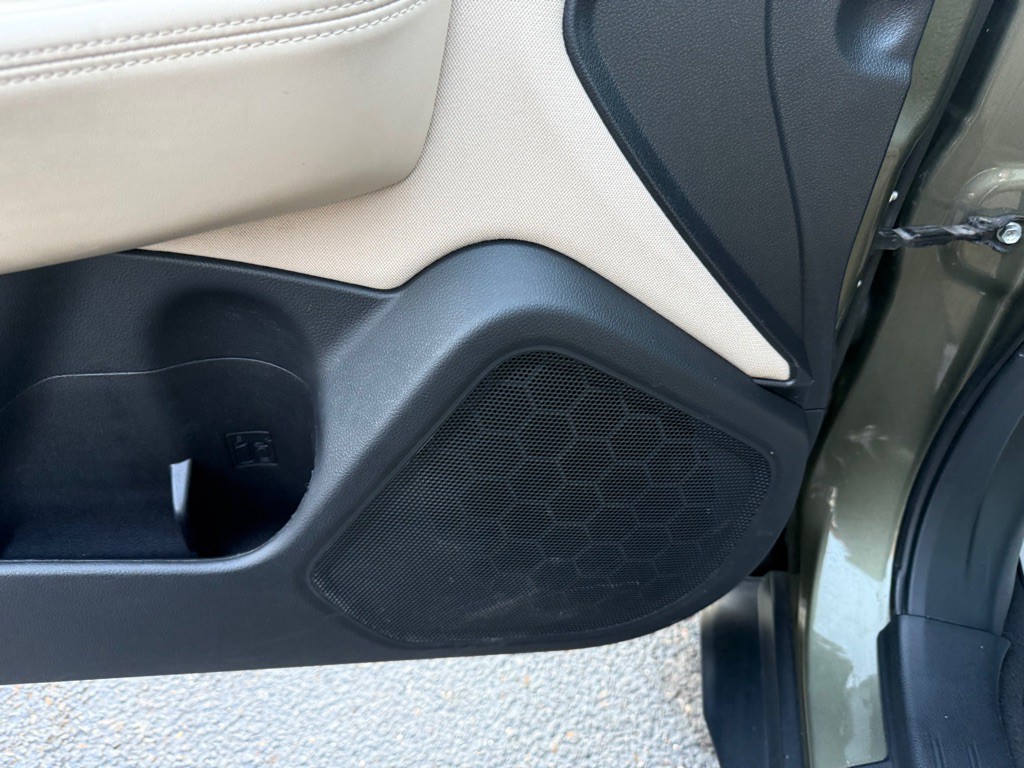 2018 Subaru Outback Image 39