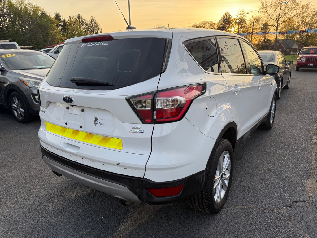 2017 Ford Escape Image 3