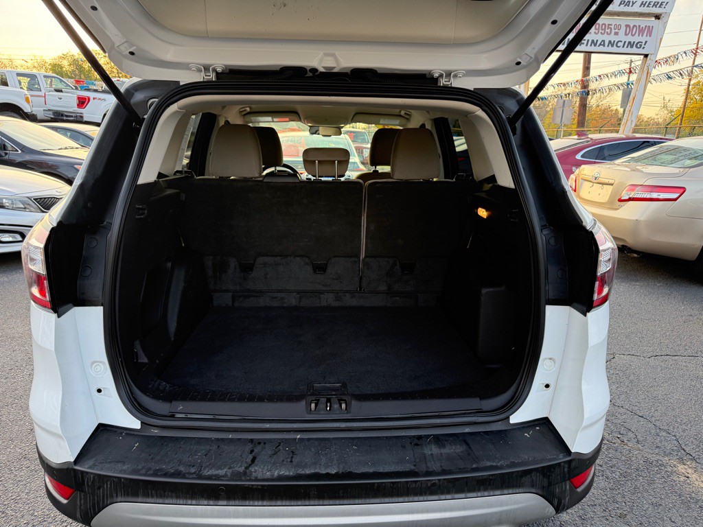 2017 Ford Escape Image 8
