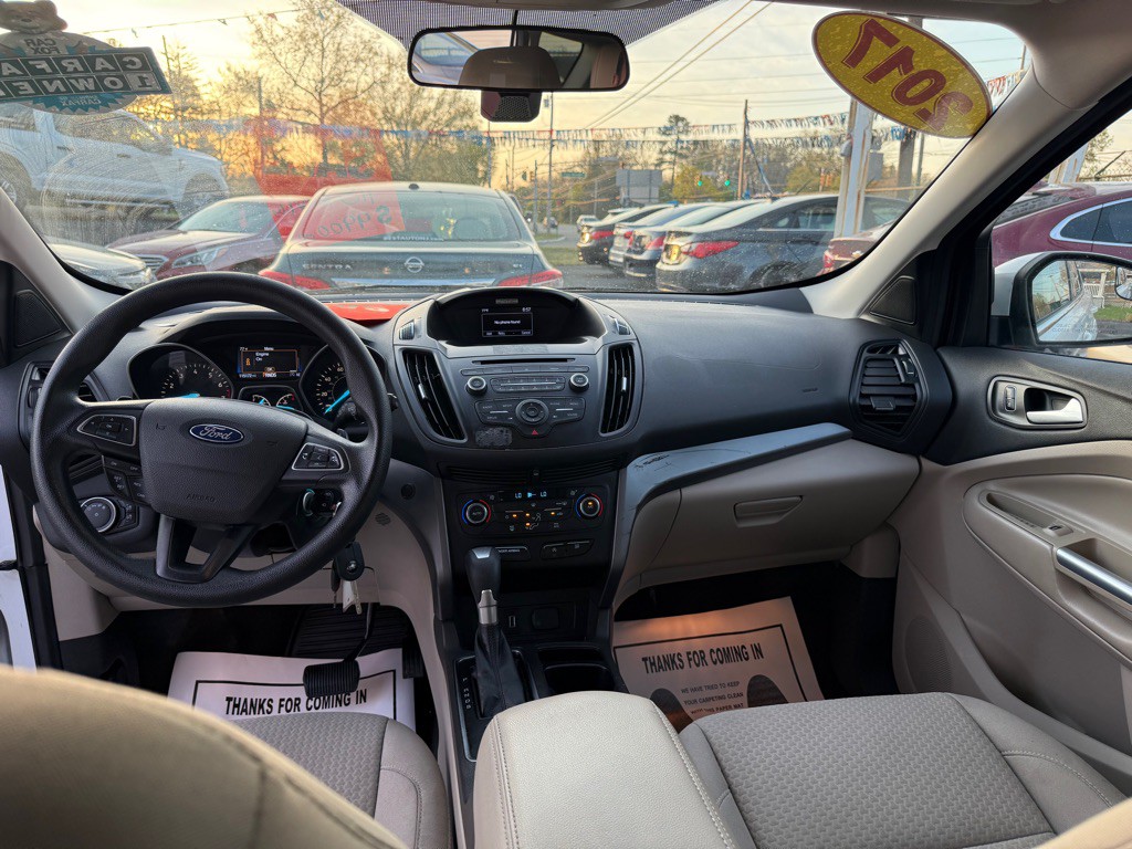 2017 Ford Escape Image 11