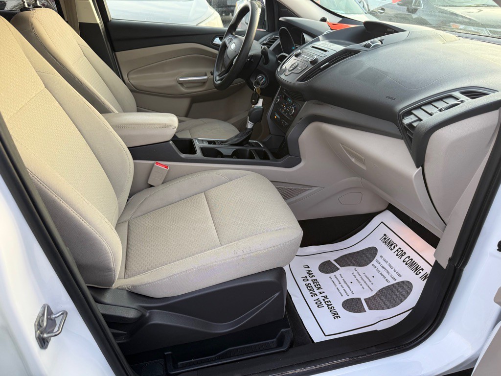 2017 Ford Escape Image 25