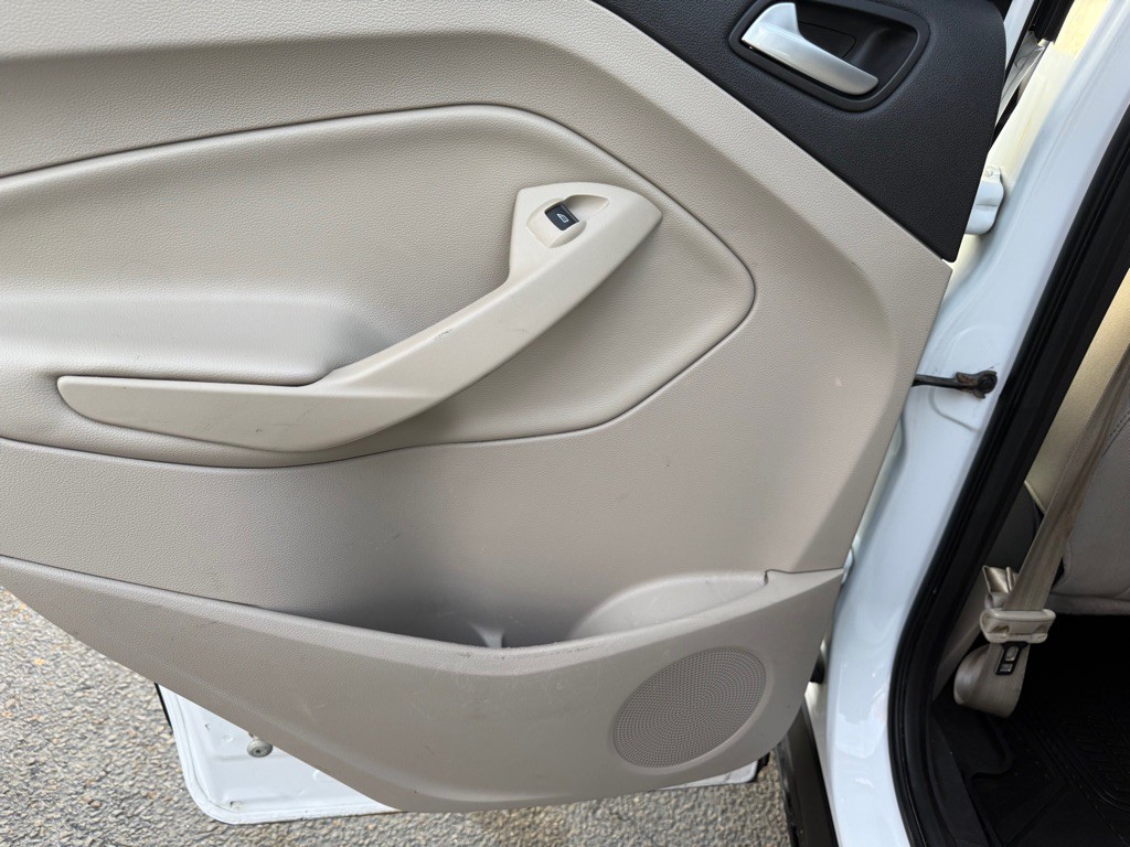 2017 Ford Escape Image 29