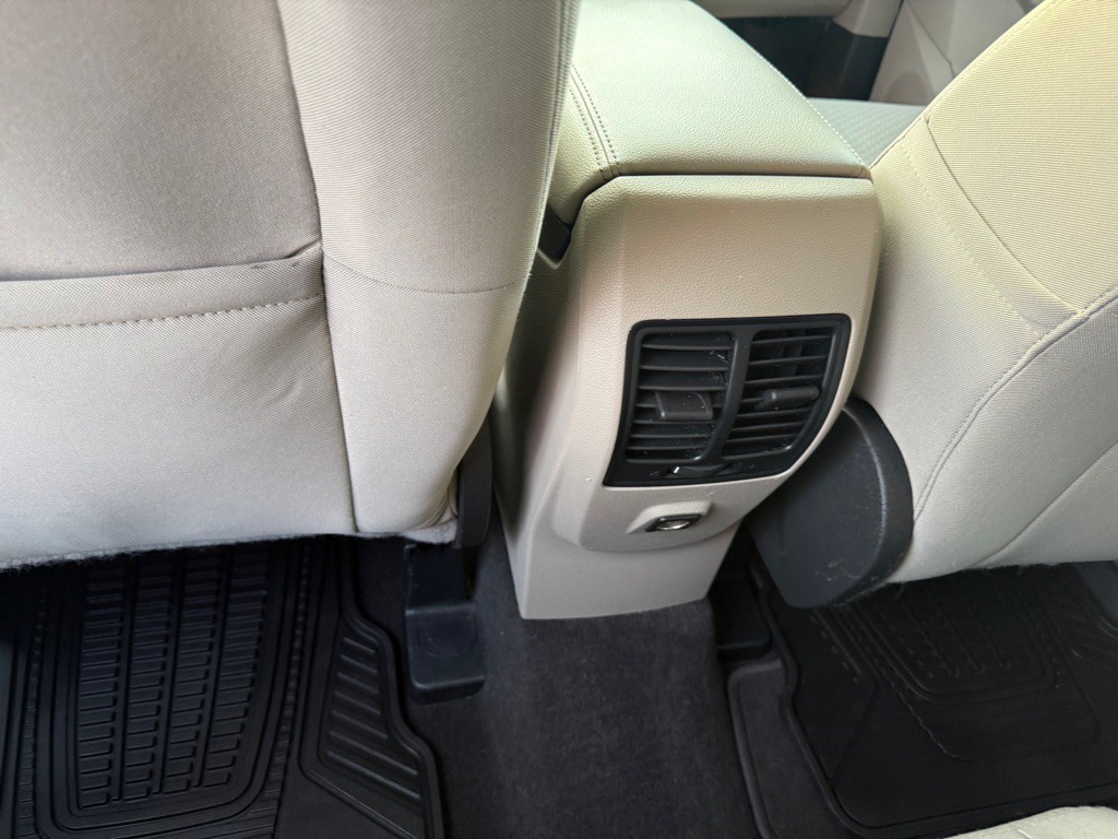 2017 Ford Escape Image 30