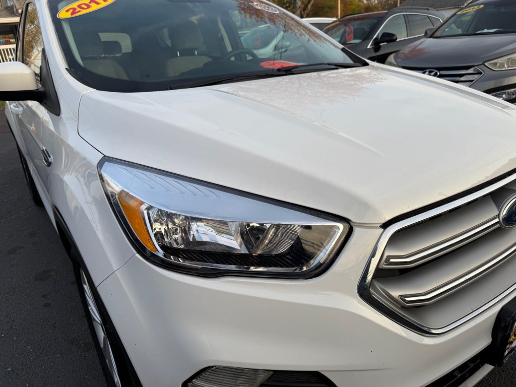 2017 Ford Escape Image 37