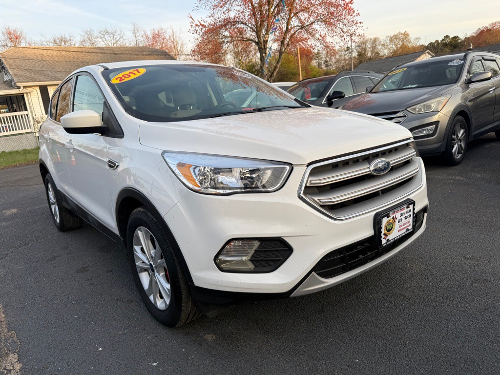 2017 Ford Escape Image 38