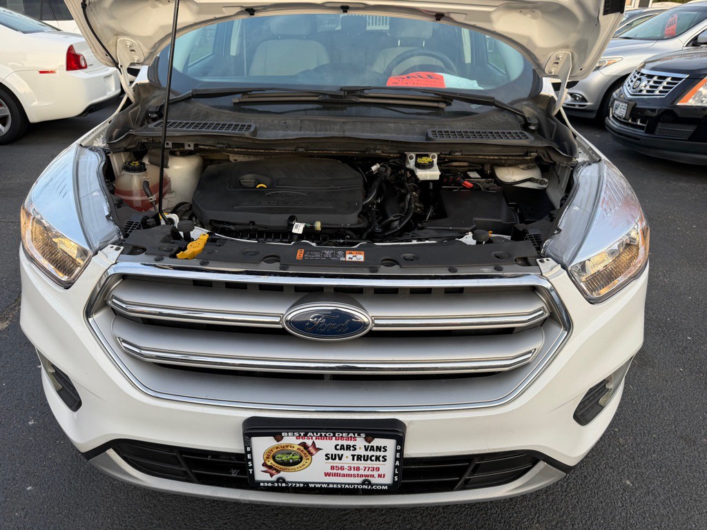 2017 Ford Escape Image 44