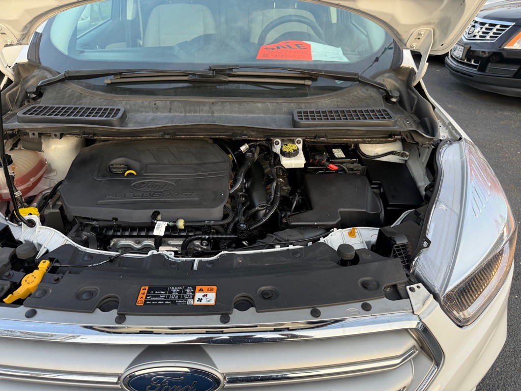 2017 Ford Escape Image 46