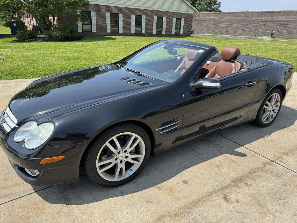 2007 Mercedes-Benz SL-Class Image 1