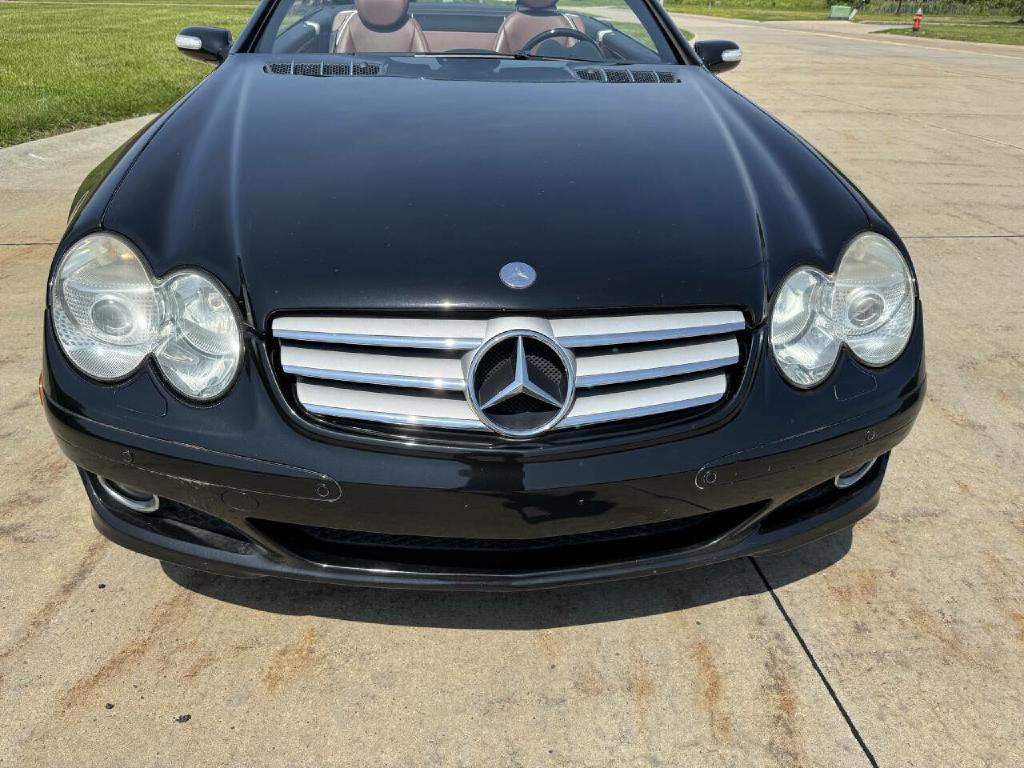 2007 Mercedes-Benz SL-Class Image 10