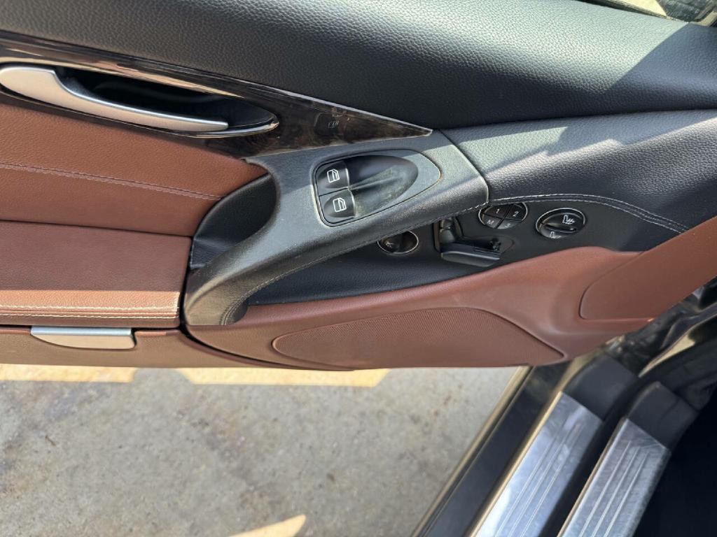 2007 Mercedes-Benz SL-Class Image 12