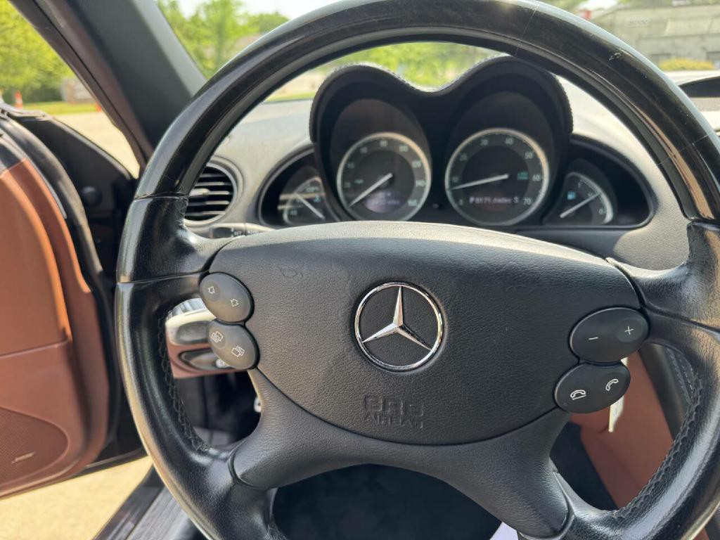 2007 Mercedes-Benz SL-Class Image 15
