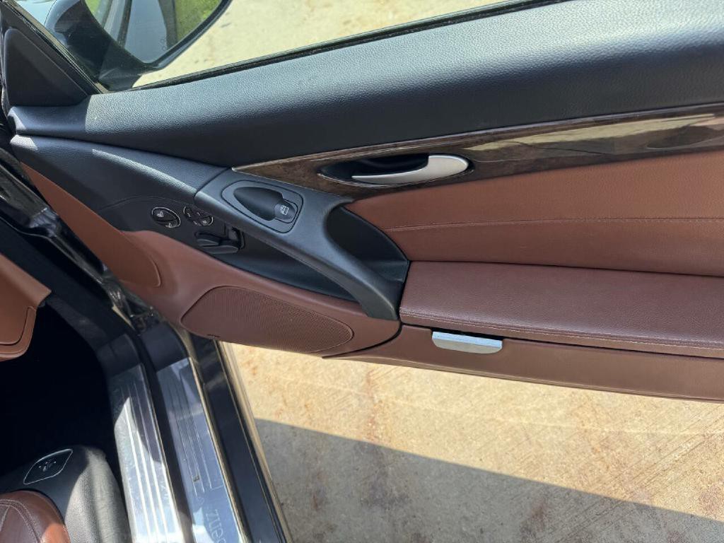 2007 Mercedes-Benz SL-Class Image 28