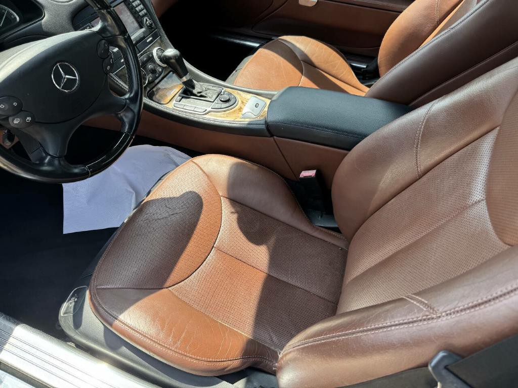 2007 Mercedes-Benz SL-Class Image 32