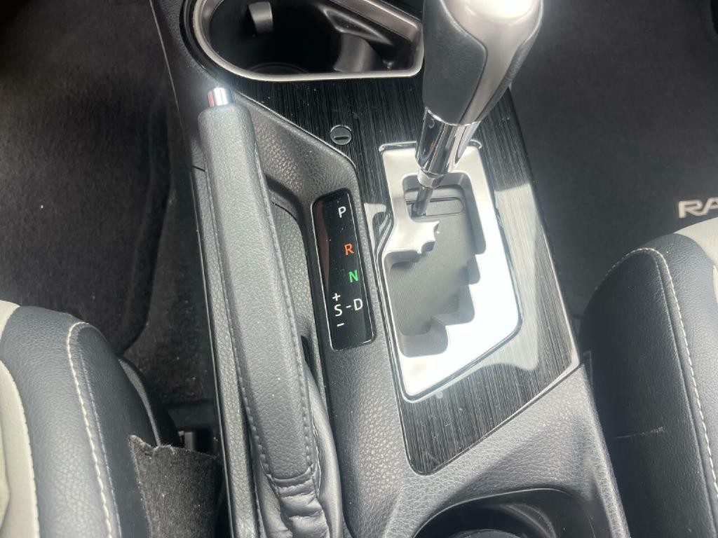 2017 Toyota Rav4 Image 22
