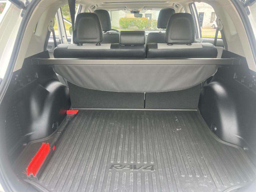 2017 Toyota Rav4 Image 26
