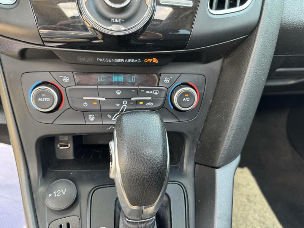 2018 Ford Focus Image 17