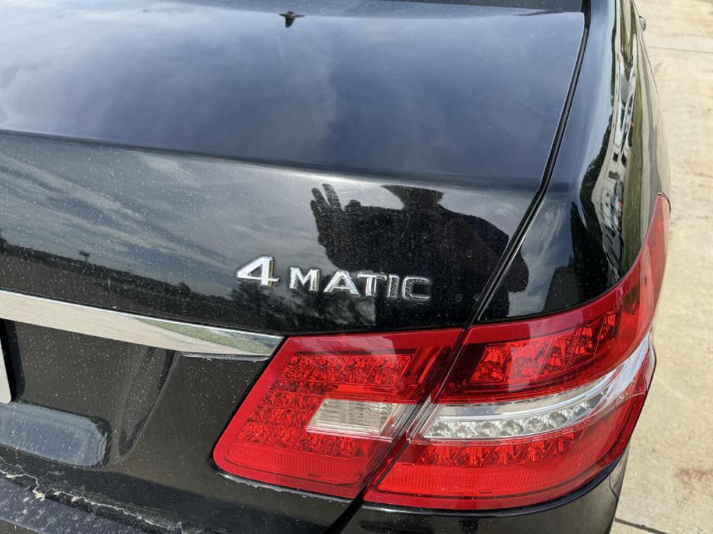 2011 Mercedes-Benz E-Class Image 5