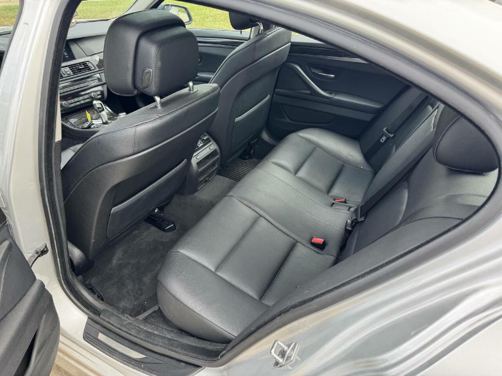 2012 BMW 5 Series Image 23