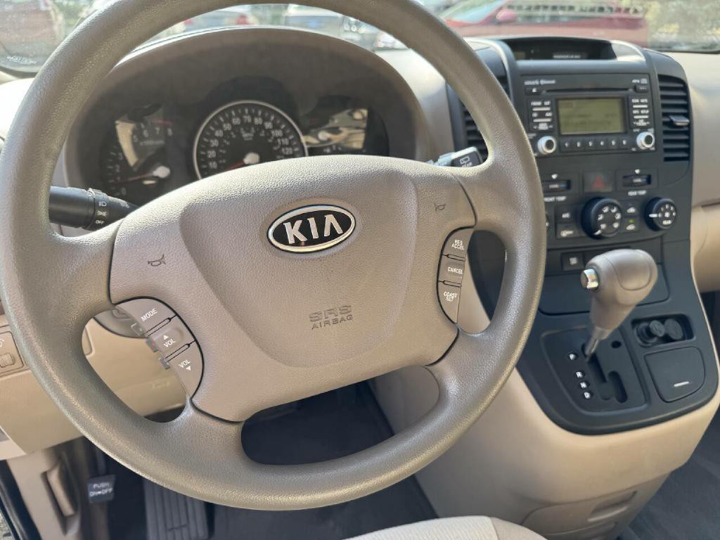 2012 Kia Sedona Image 13