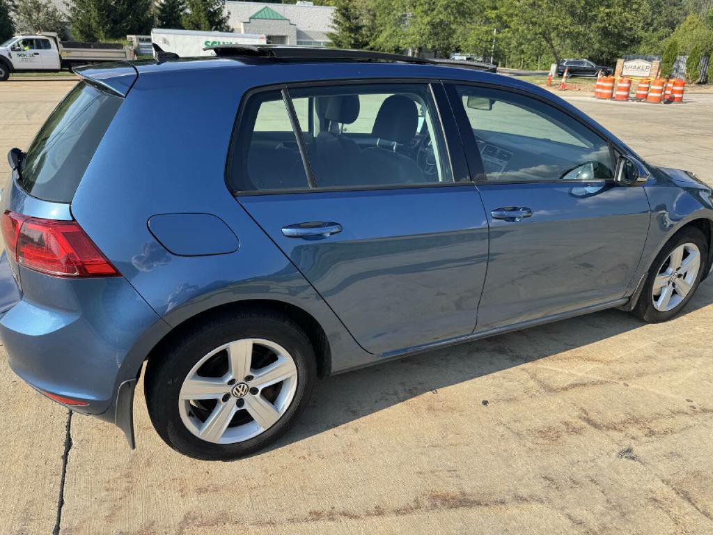 2017 Volkswagen Golf Image 5