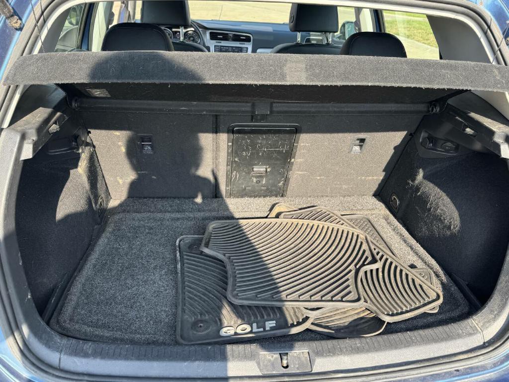 2017 Volkswagen Golf Image 8