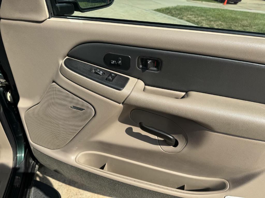2003 Chevrolet Avalanche Image 5