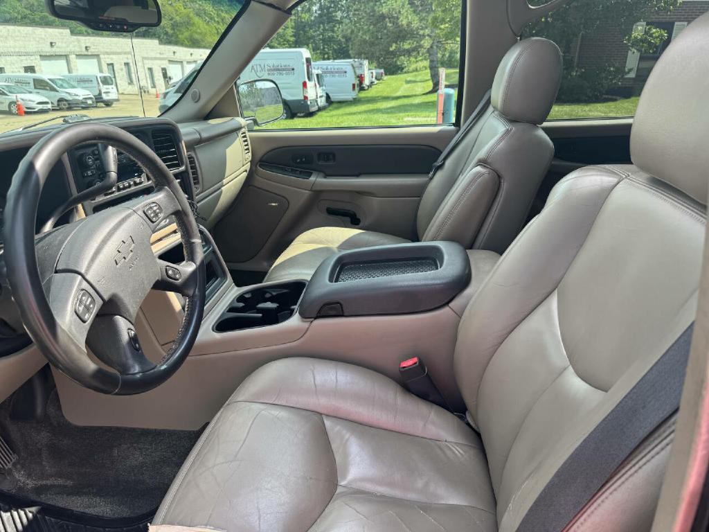 2003 Chevrolet Avalanche Image 21