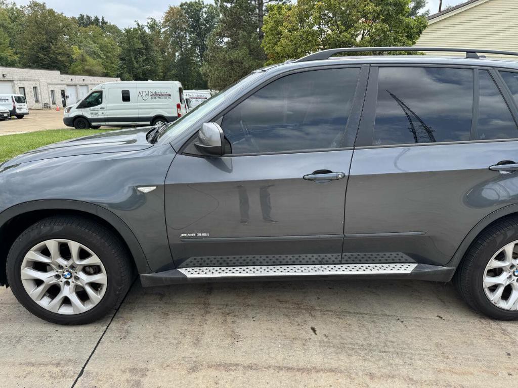 2013 BMW X5 Image 2