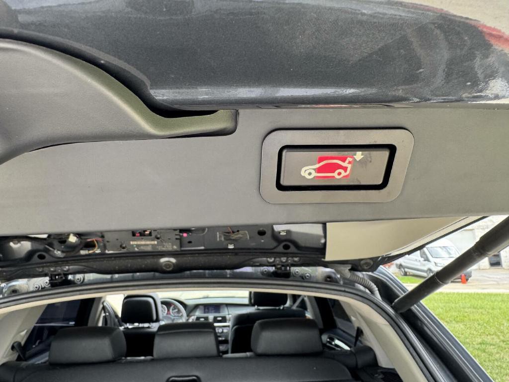 2013 BMW X5 Image 25