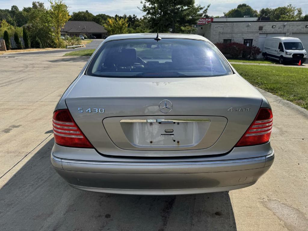 2004 Mercedes-Benz S-Class Image 3