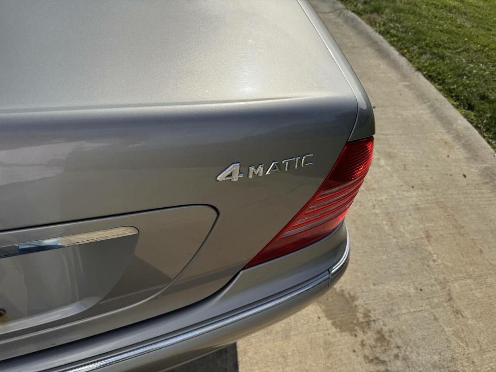 2004 Mercedes-Benz S-Class Image 8