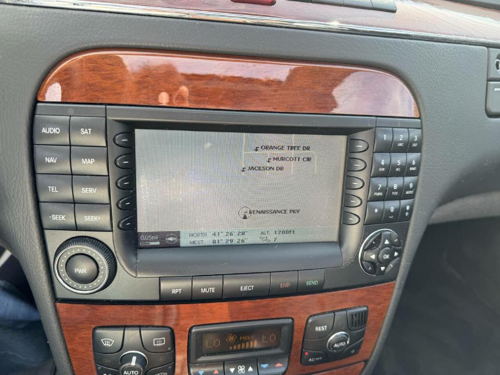 2004 Mercedes-Benz S-Class Image 28