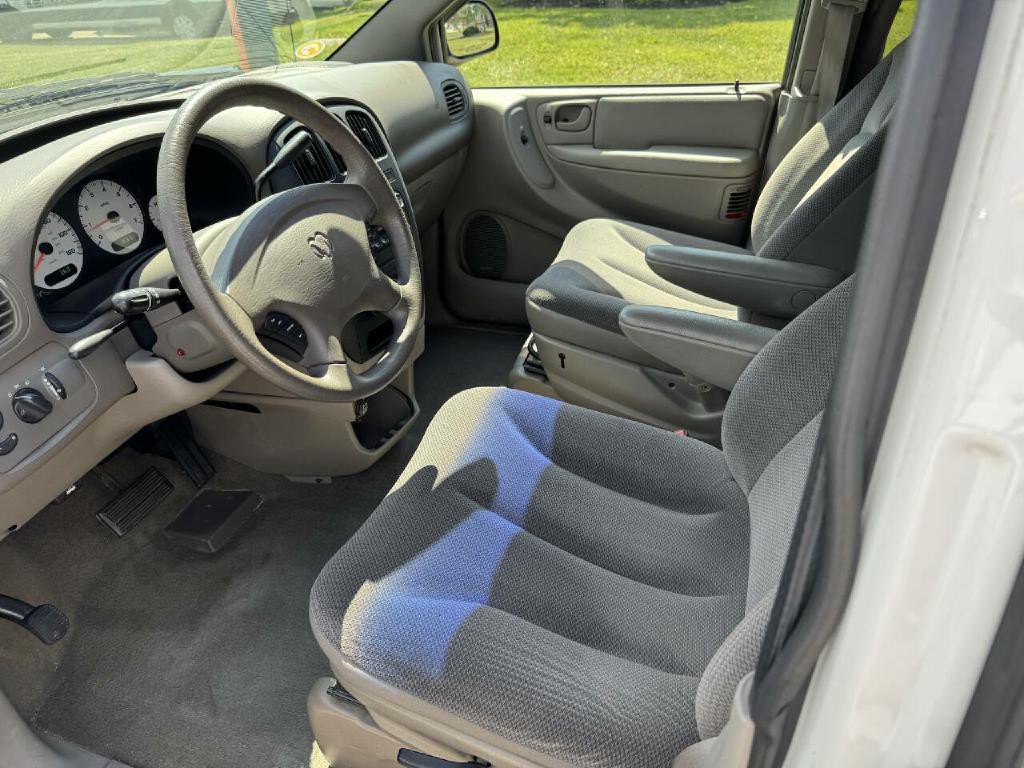 2001 Dodge Grand Caravan Image 20