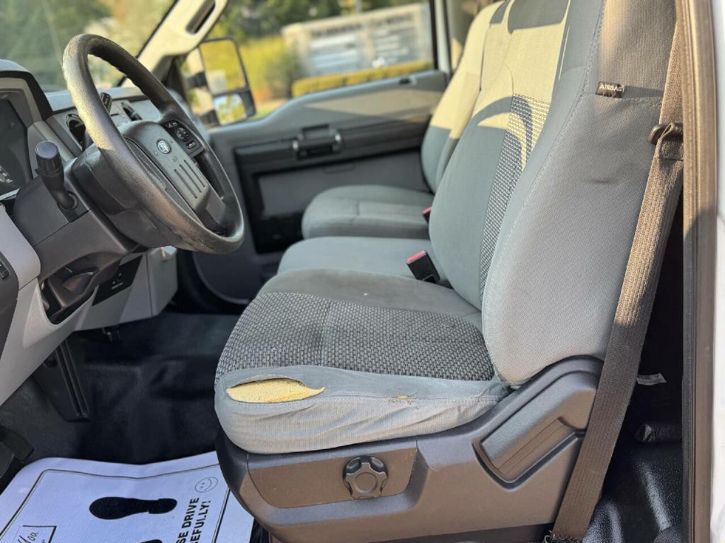 2015 Ford F-250 Image 11