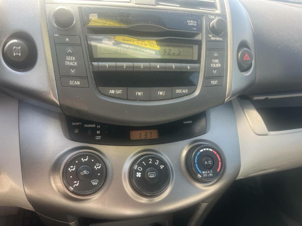 2010 Toyota Rav4 Image 16