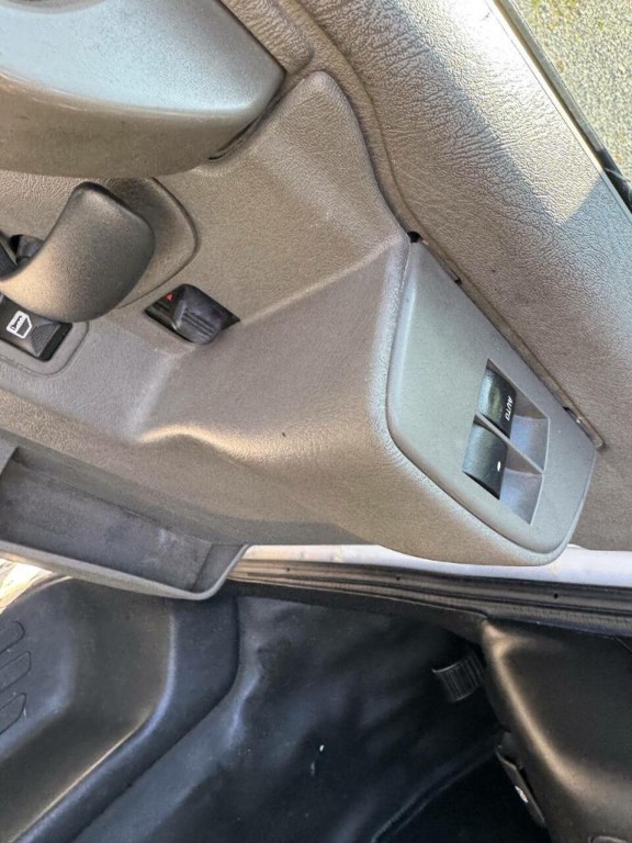 2019 GMC Savana Image 6