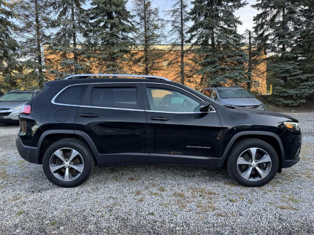 2019 Jeep Cherokee Image 5