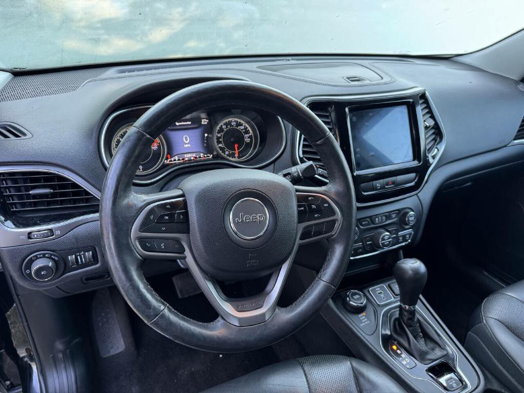 2019 Jeep Cherokee Image 12