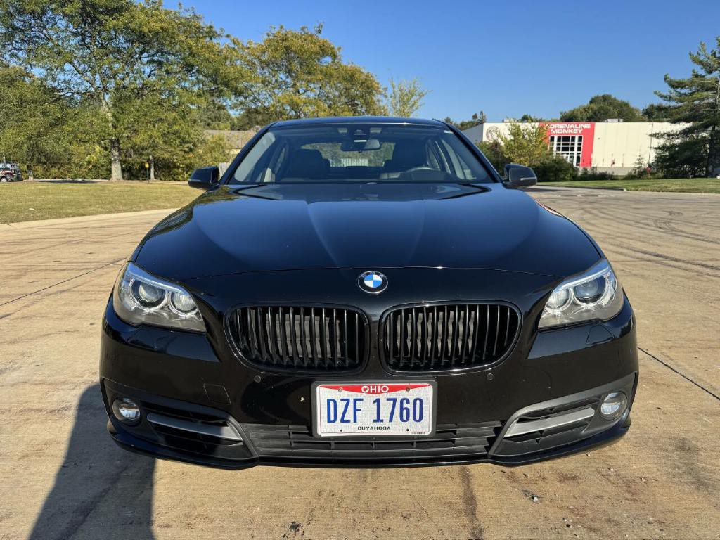 2016 BMW 5 Series Image 3