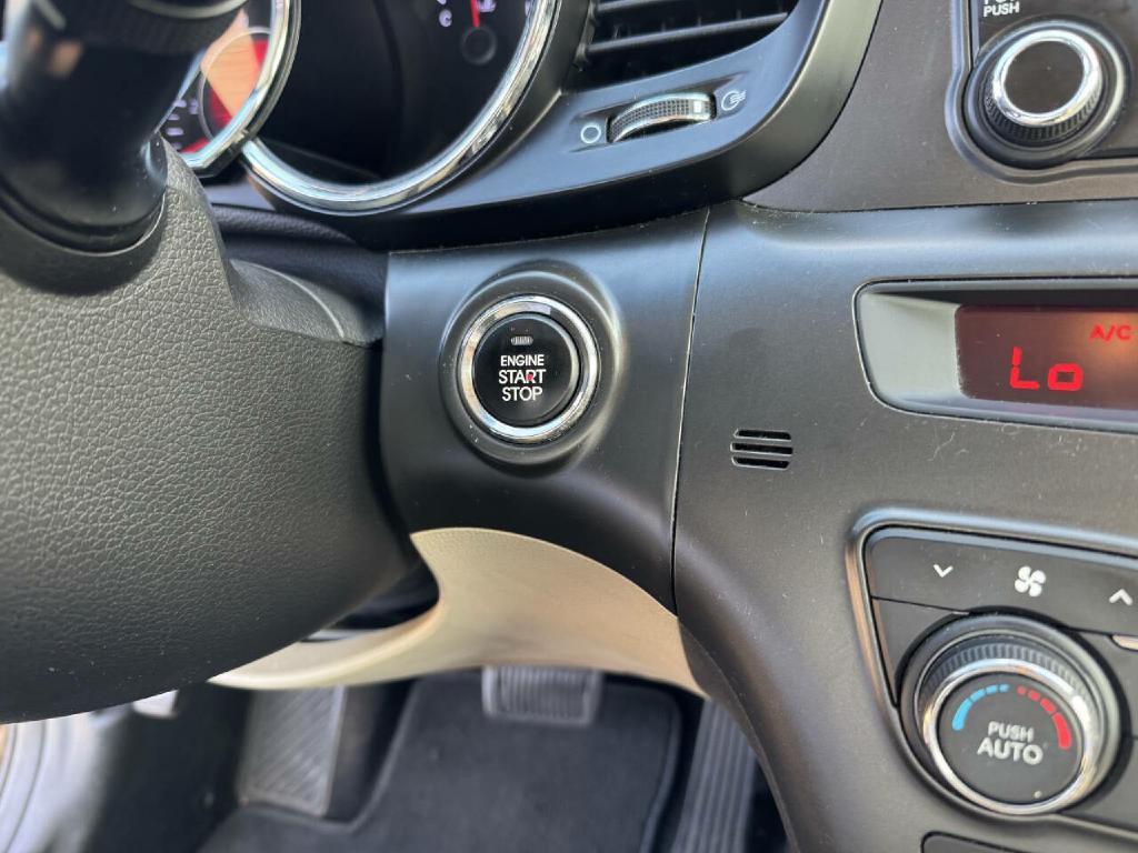 2012 Kia Optima Image 18