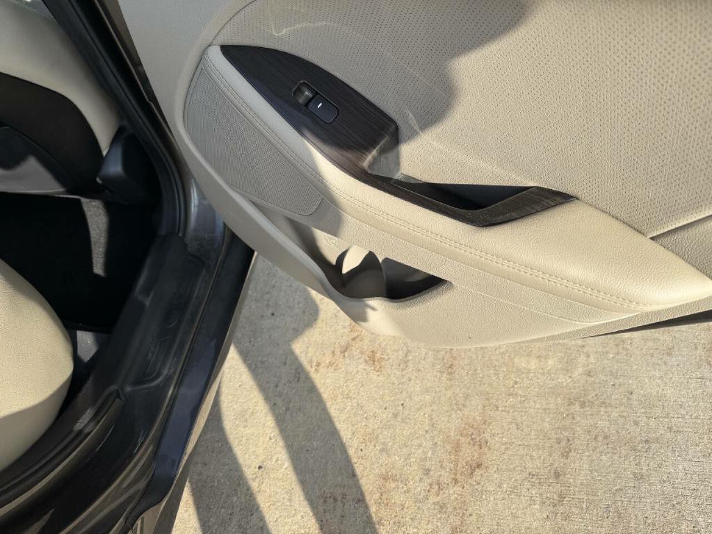 2012 Kia Optima Image 22