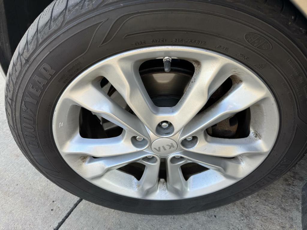 2012 Kia Optima Image 25