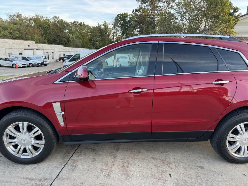2011 Cadillac SRX Image 2