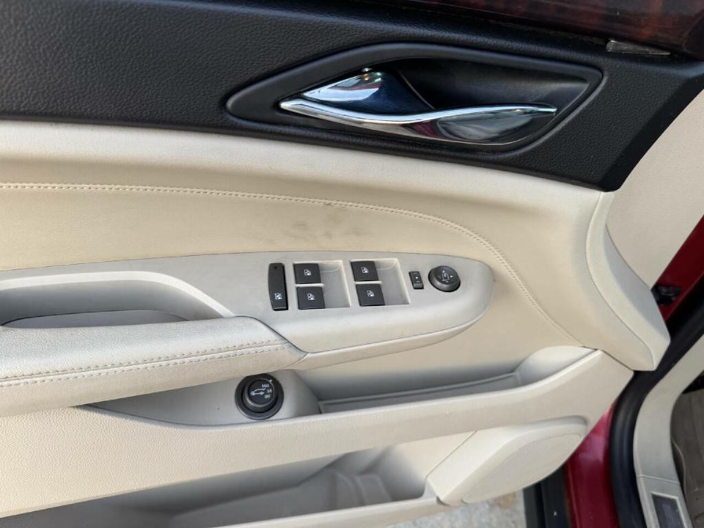 2011 Cadillac SRX Image 13