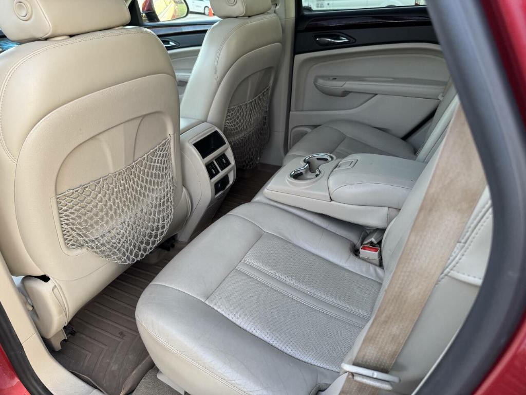 2011 Cadillac SRX Image 22
