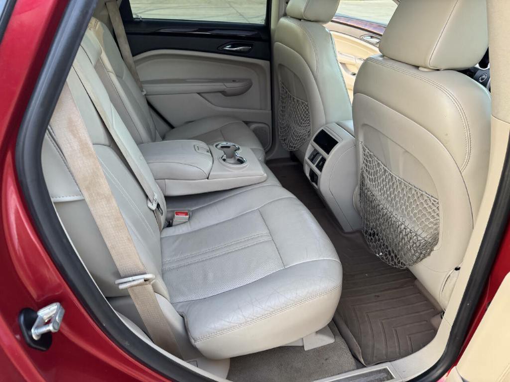 2011 Cadillac SRX Image 24
