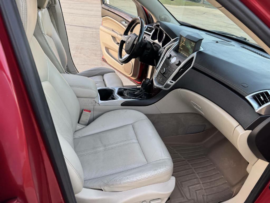 2011 Cadillac SRX Image 25